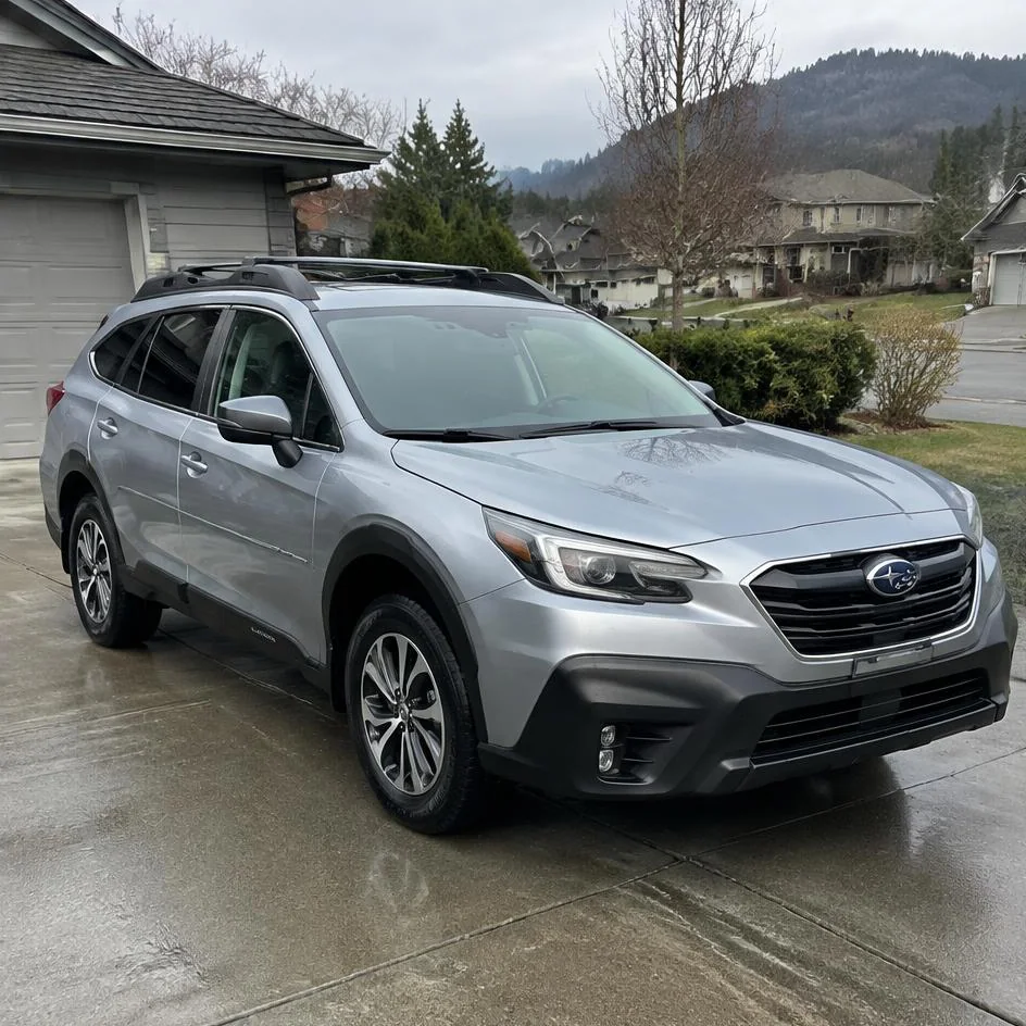 Clean silver SUV after exterior detailing in Chilliwack, BC