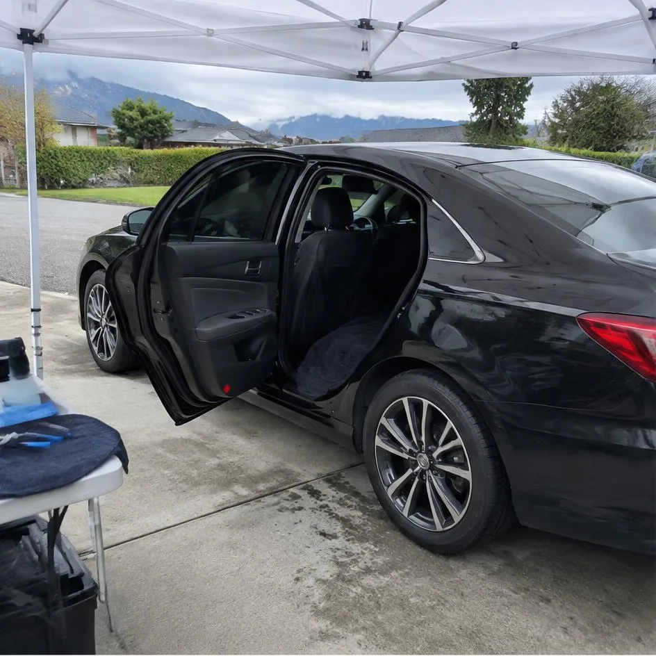 Window Tinting process by a mobile detailer in Chilliwack, BC